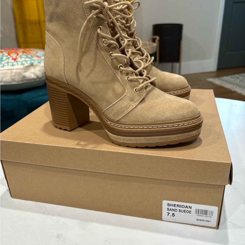 Steve Madden Sheridan stacked heel lace up boot